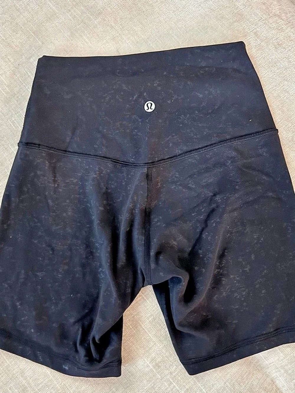 lululemon Align High-Rise Short 6" *Shine Black High-Waisted Shorts Size 6